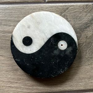 Incense holder yin and Yang ☯️
